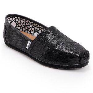 BLACK GLITTER TOMS